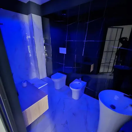 Suite 43-2